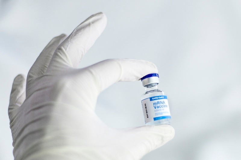  Autoridades hacen un llamado para seguir recibiendo la vacuna y combatir el virus.FOTO: Pixabay