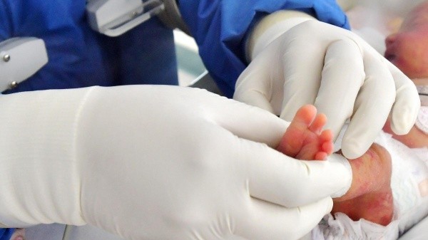 Alarmante aumento de casos de sífilis en recién nacidos en Estados Unidos