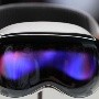 Apple Vision Pro: cómo son las gafas de realidad virtual de US$3.500 que salen al mercado (y los problemas que ya enfrentan)