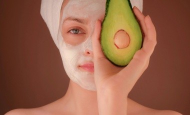 Descubre los mejores hábitos para una piel joven y sin arrugas
